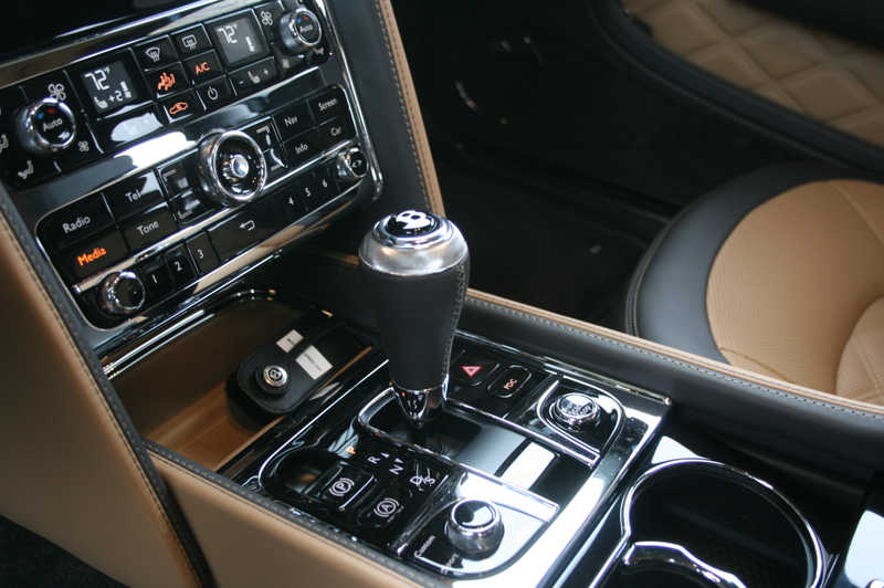 Illustration for article titled Champagne, iPads And Torque: The Bonkers Toys On This $406,527 Bentley